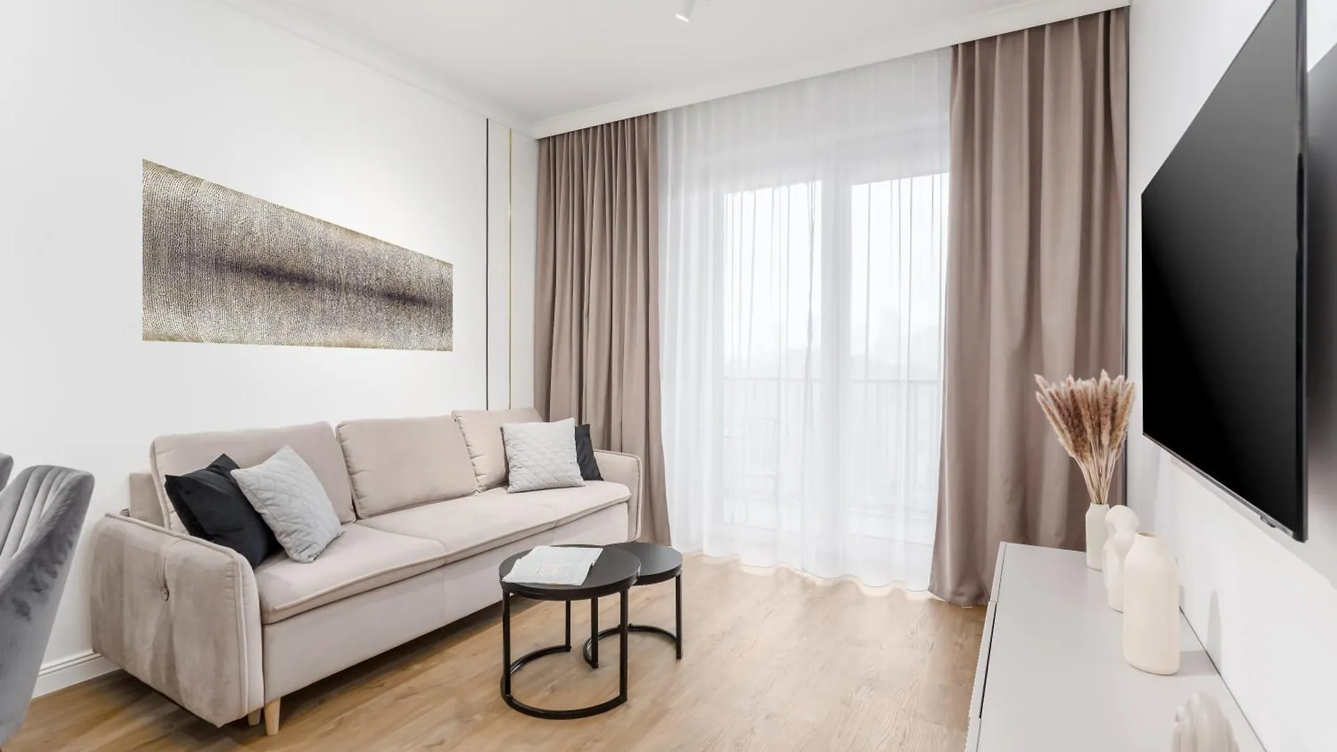 Warsaw View Prestige Apartment